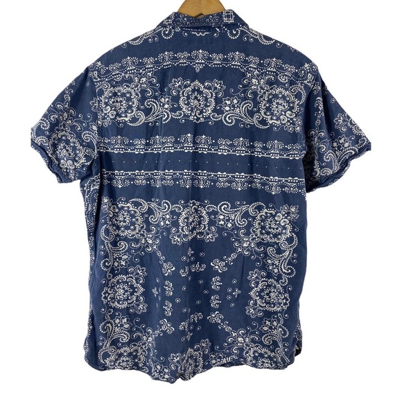 Banana Republic Camden Shirt Large Blue Bandana Print Button Down Short Sleeve - Picture 5 of 9